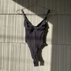 SKIMS Onyx Seamless Sculpt Thong Bodysuit